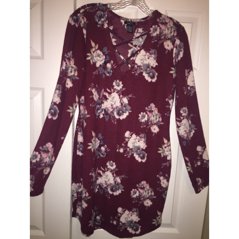Form fitting floral dress